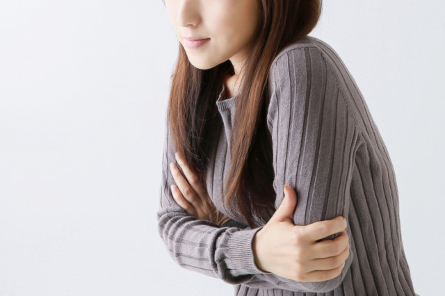 冷え性 女性の写真